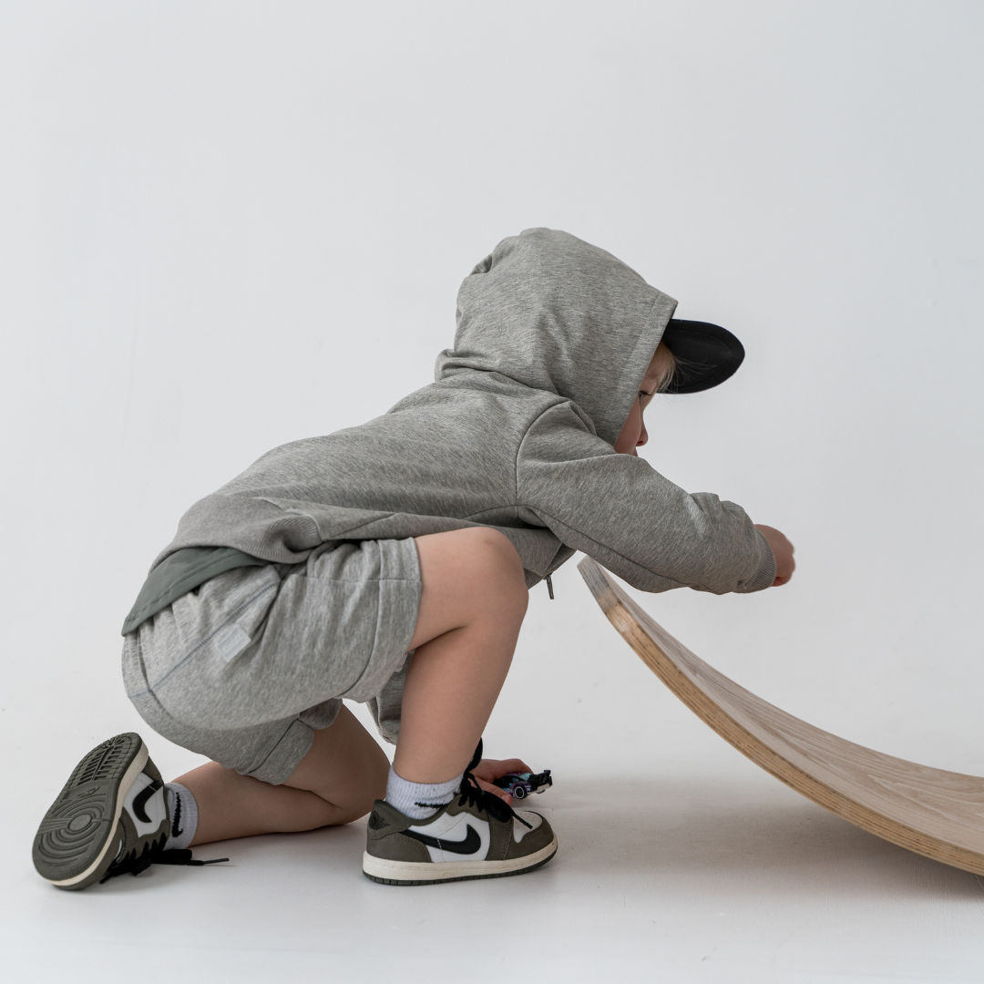 Swizz Essential Zip Up Hoodie || Heather Gray