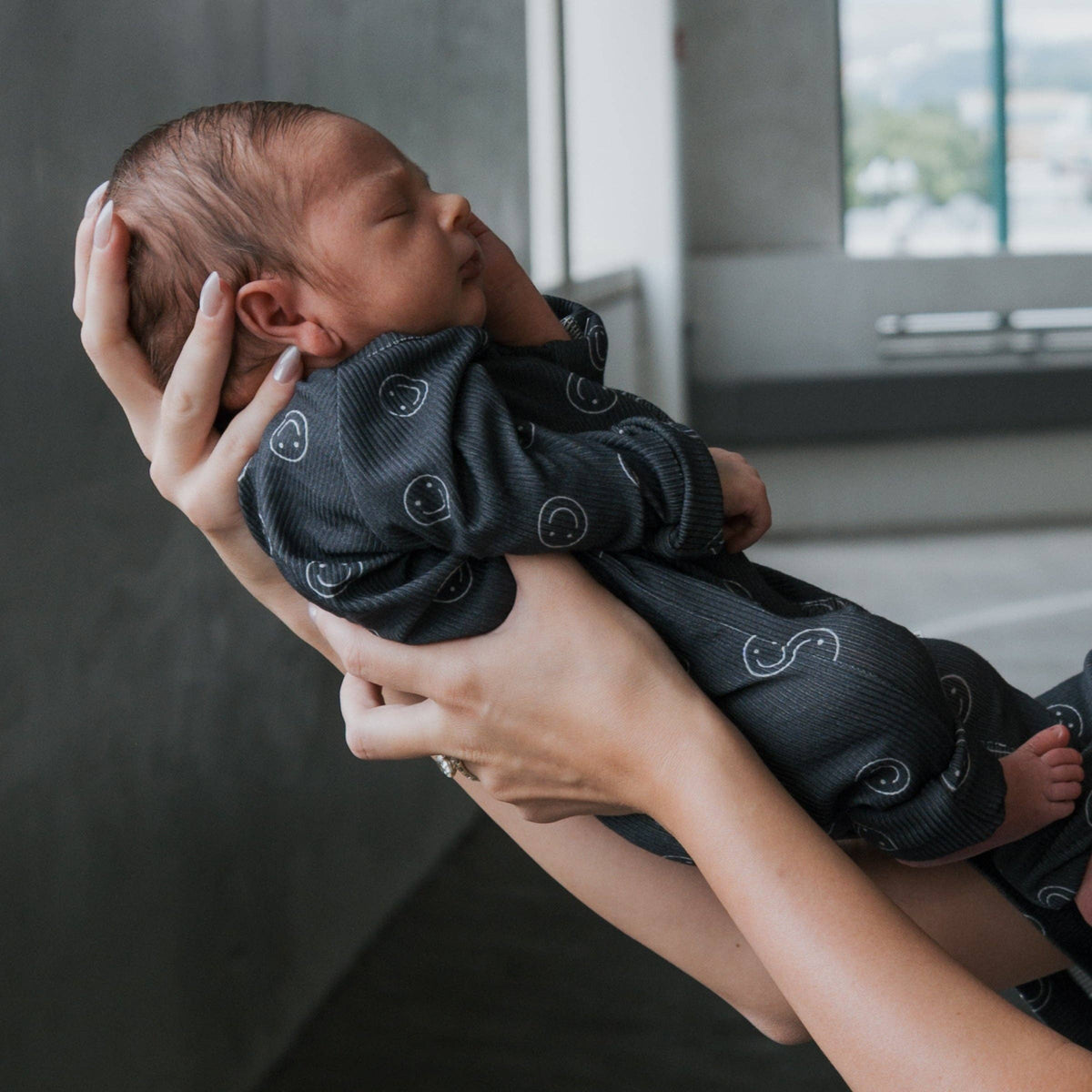 Forever French Baby Bamboo Zip Pajamas || Smiley Ribbed