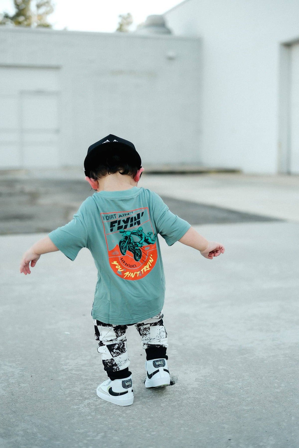 Rad Rascal T-Shirt || If Dirt Ain't Flyin'