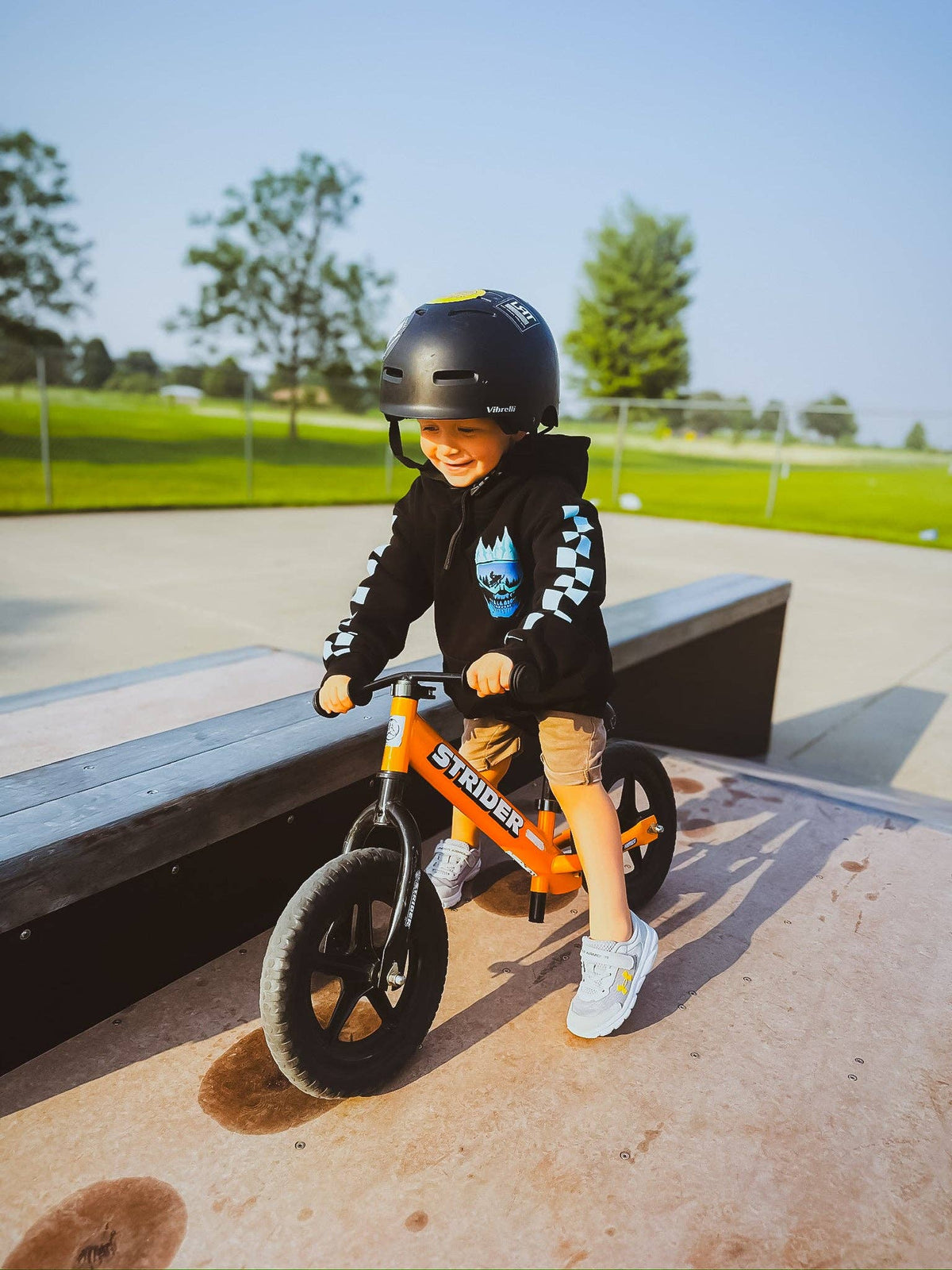 Rad Rascal Hoodie || Skull Mountain